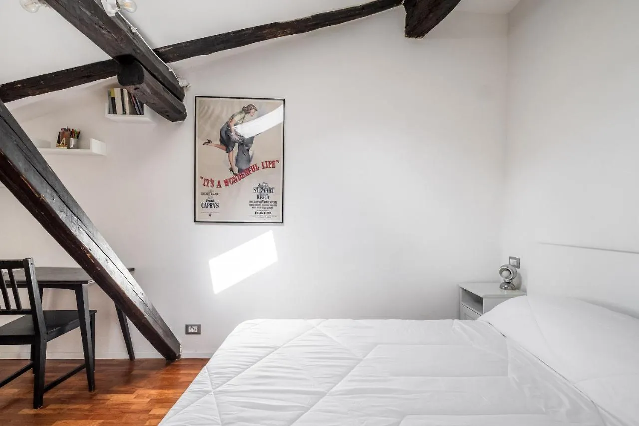 La Mansarda Di Via Zamboni By Wonderful Italy Apartment Bologna