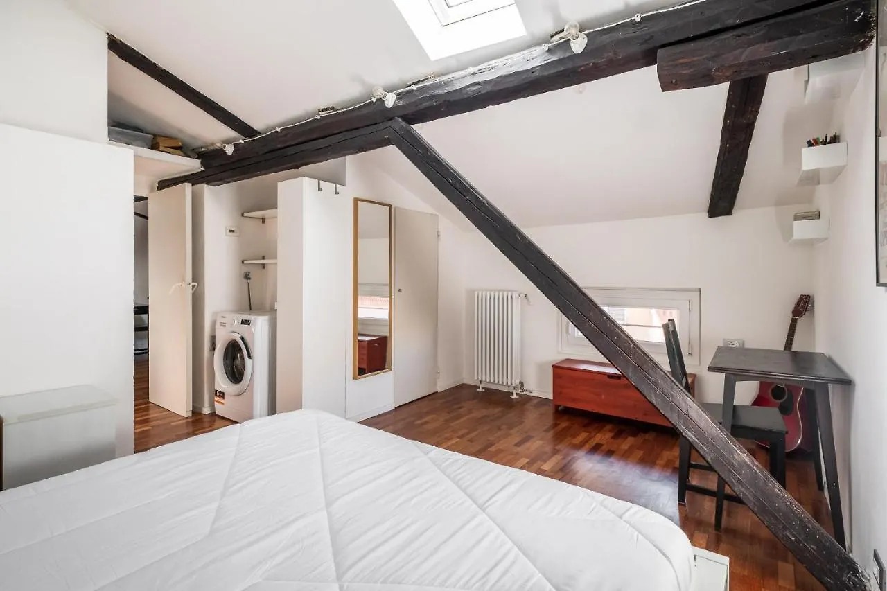 La Mansarda Di Via Zamboni By Wonderful Italy Apartment Bologna